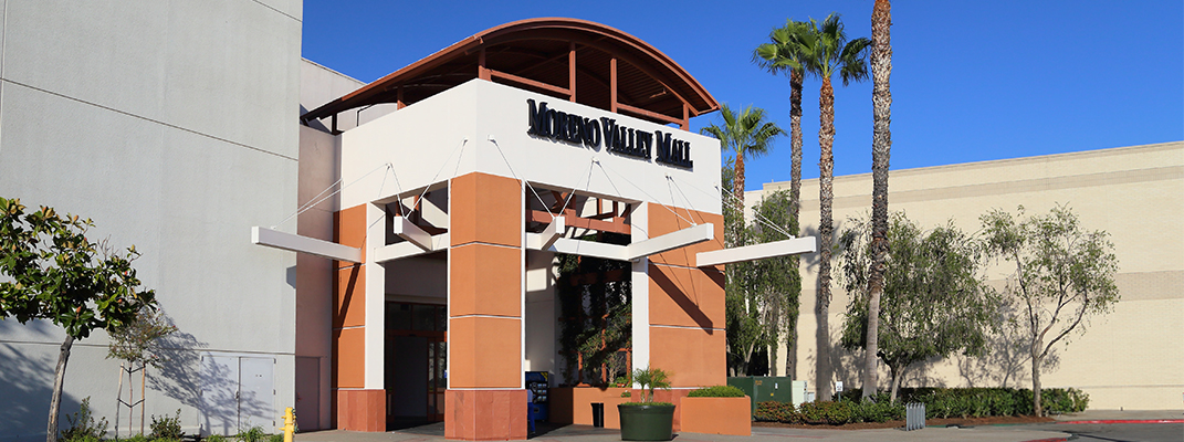 Photo of Mall entrance